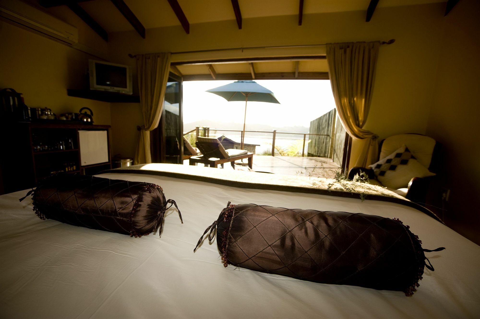 Elephant Hide Of Knysna Guest Lodge Buitenkant foto