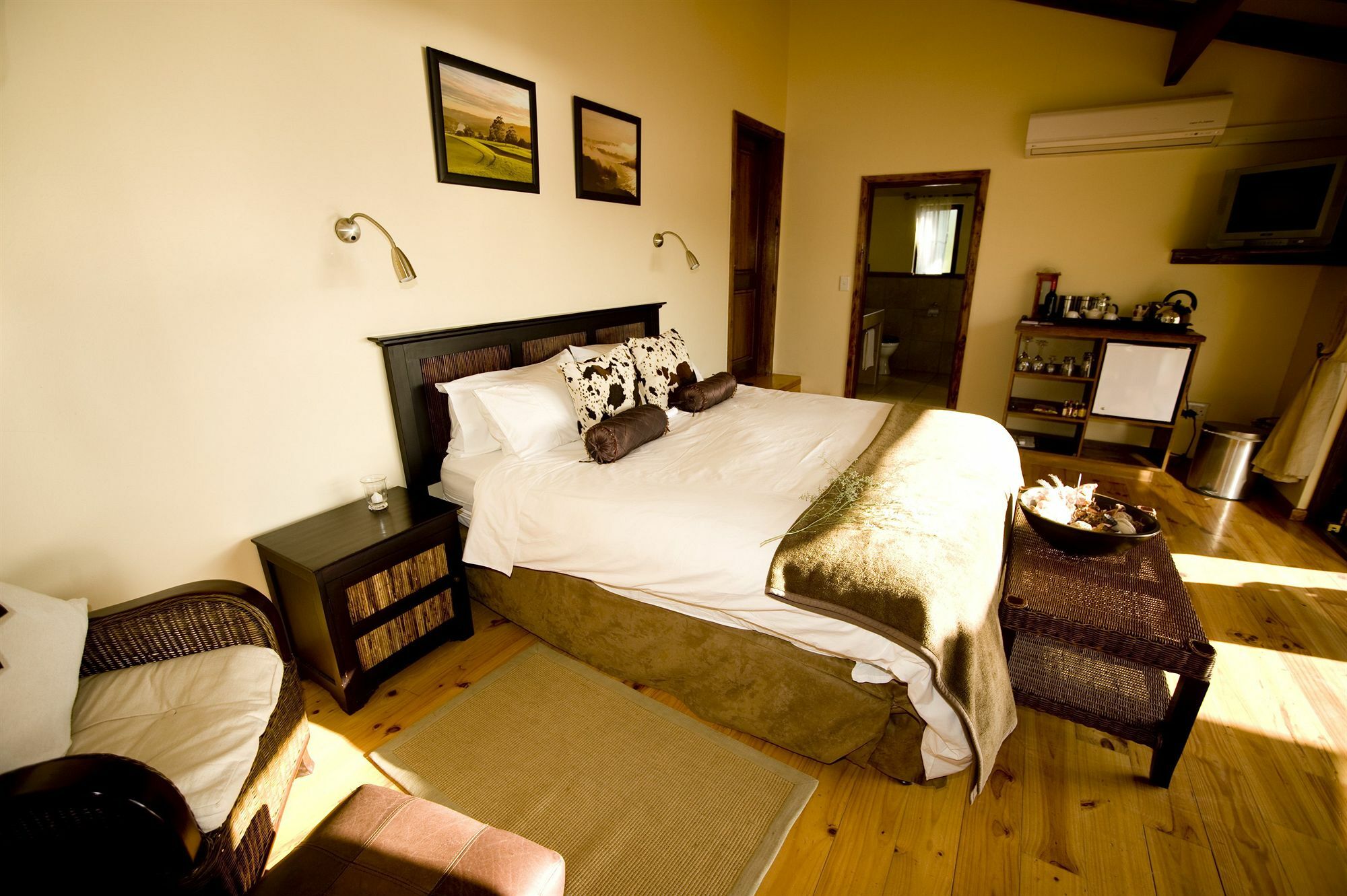 Elephant Hide Of Knysna Guest Lodge Buitenkant foto